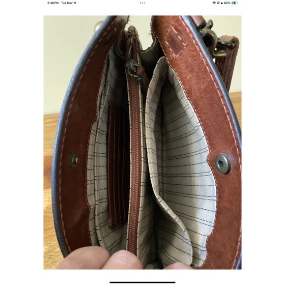 Frye Michelle Brown Leather Crossbody Bag/Purse Wristlet - Picture 4 of 12